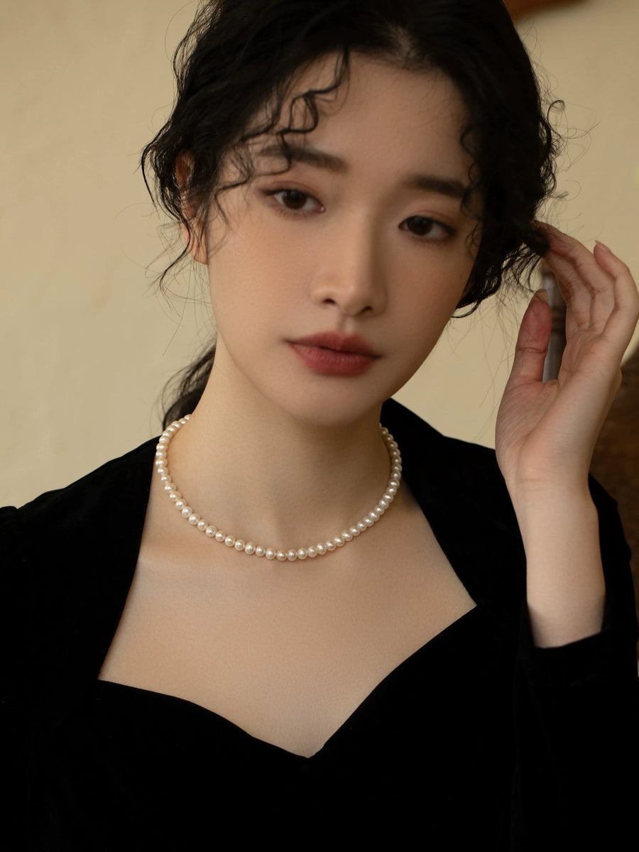 Freshwater Pearl Necklace - Image 4