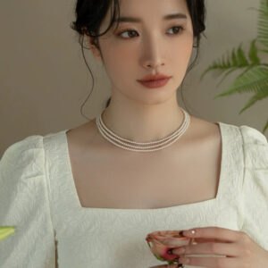 Multi-layer pearl necklace women's high-end fashion three-layer stacked chain